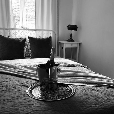 Apartamenty - Mi Old Town Swietojanska 바르샤바 외부 사진